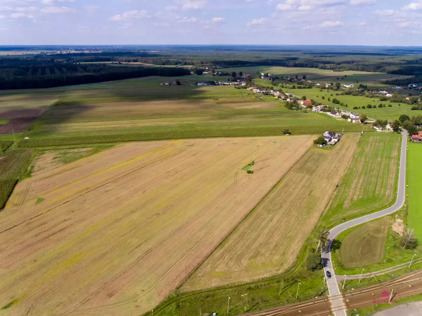 Duża działka budowlana pod inwestycję! 4