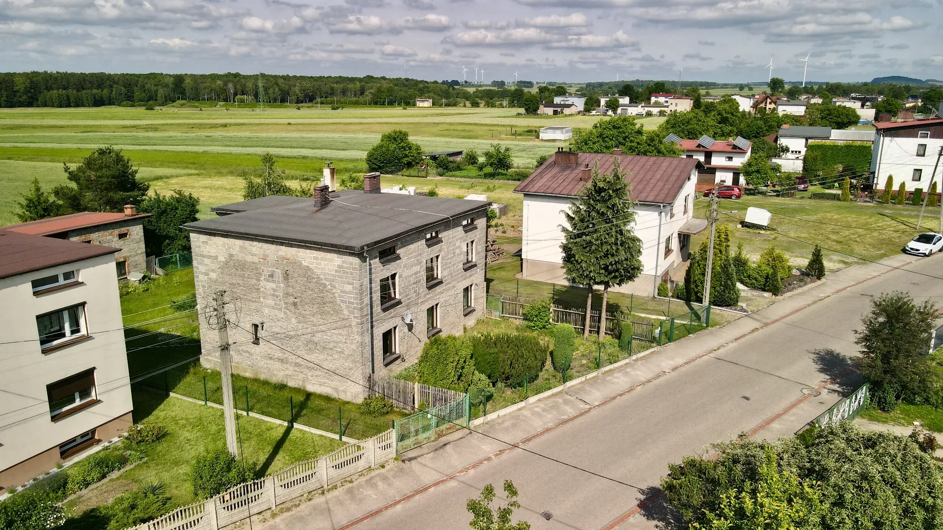 Dwurodzinny dom z dużą działką ! 3