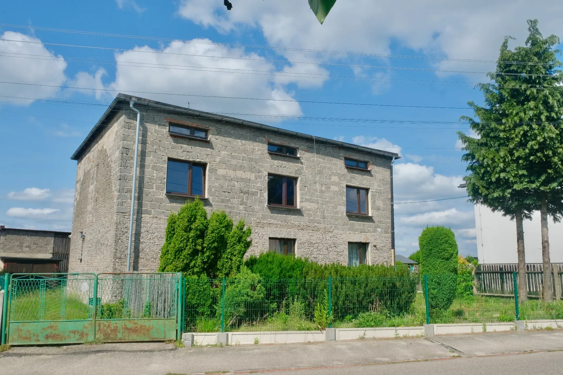 Dwurodzinny dom z dużą działką ! 6