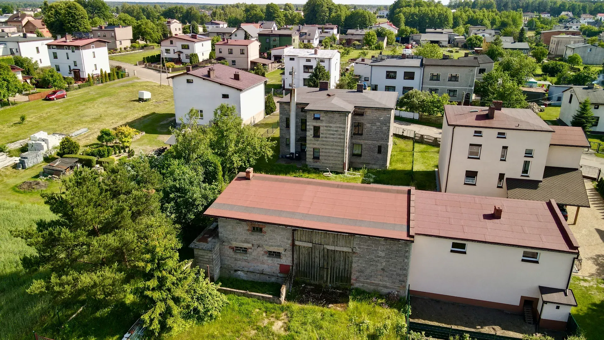 Dwurodzinny dom z dużą działką ! 13