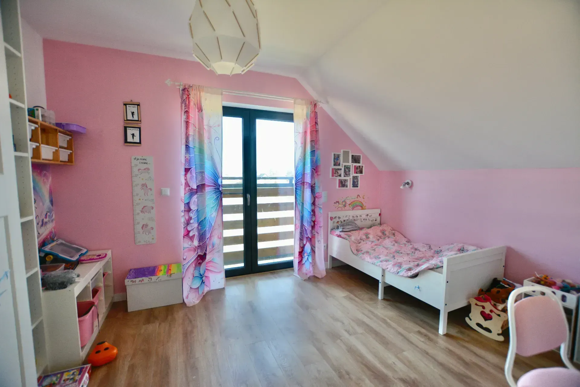 Ta wyjątkowa przestrzeń może być Twoja ! 11