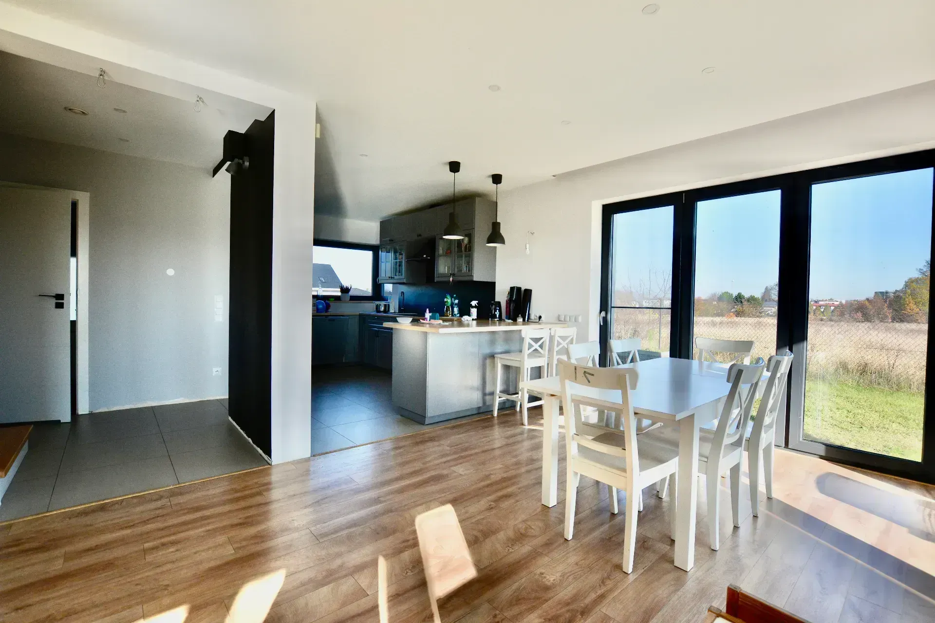 Ta wyjątkowa przestrzeń może być Twoja ! 7