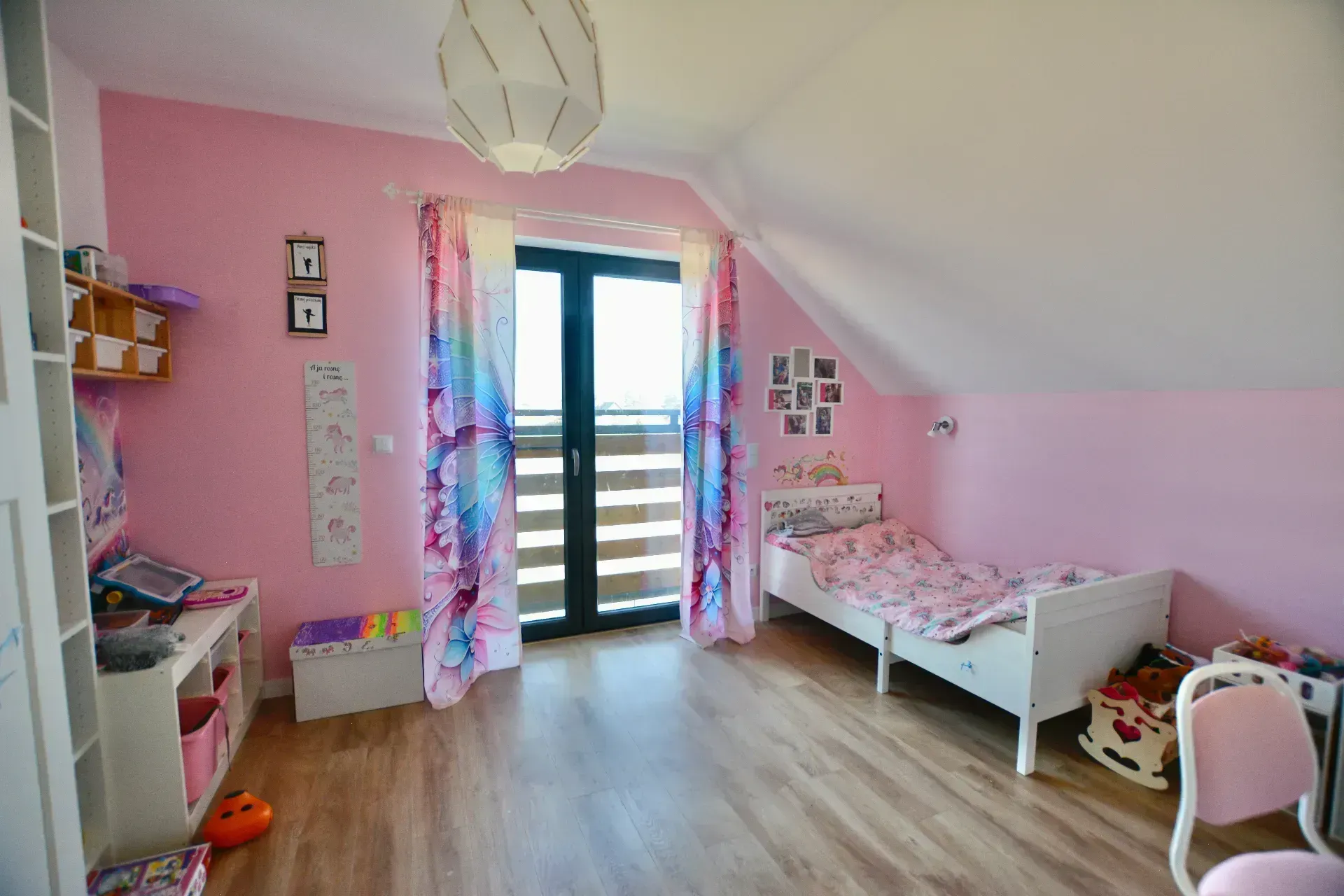 Ta wyjątkowa przestrzeń może być Twoja ! 11