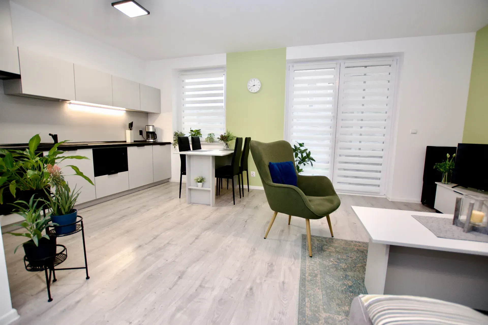 Wyjątkowa oferta ! Gotowy do wprowadzenia ! 8