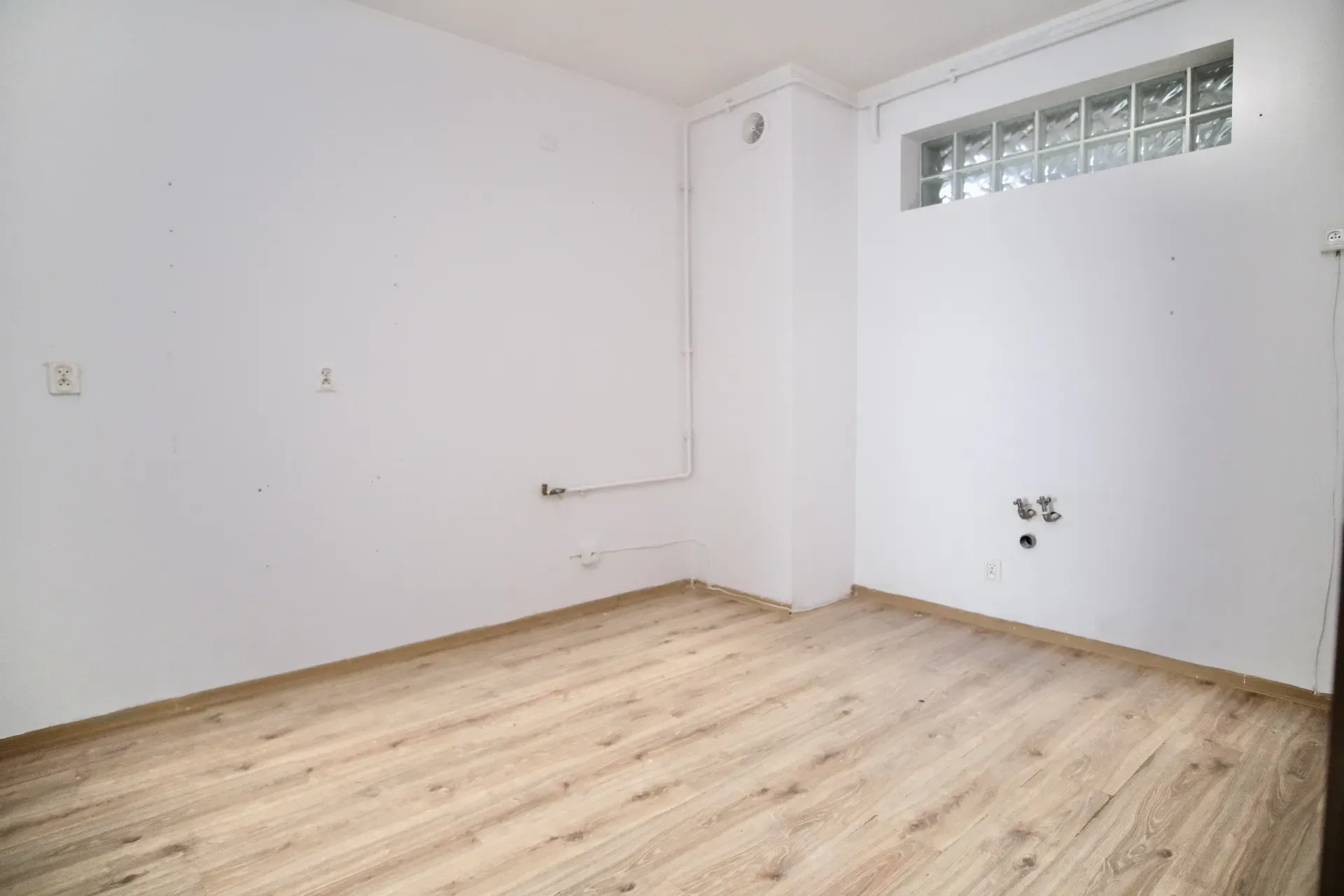 Apartament ! Centrum ! Niski czynsz ! 8