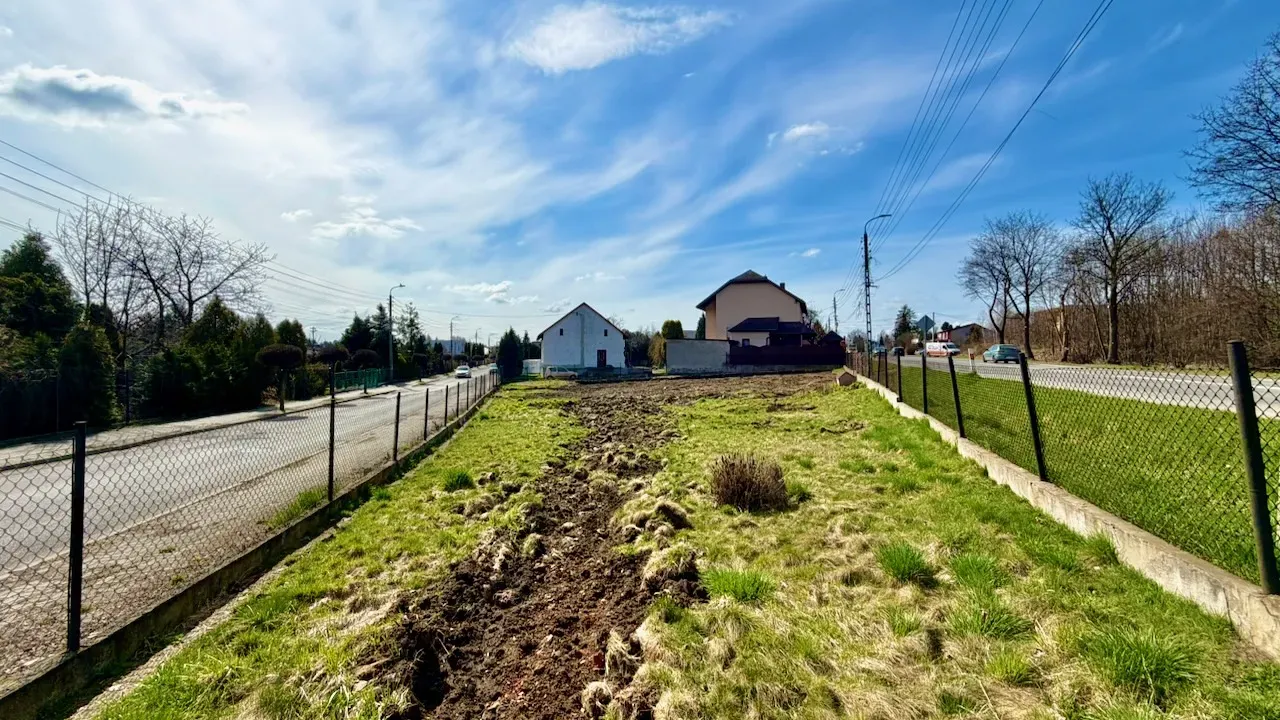 NA WYNAJEM – DZIAŁKA PRZY UL. GLIWICKIEJ 2