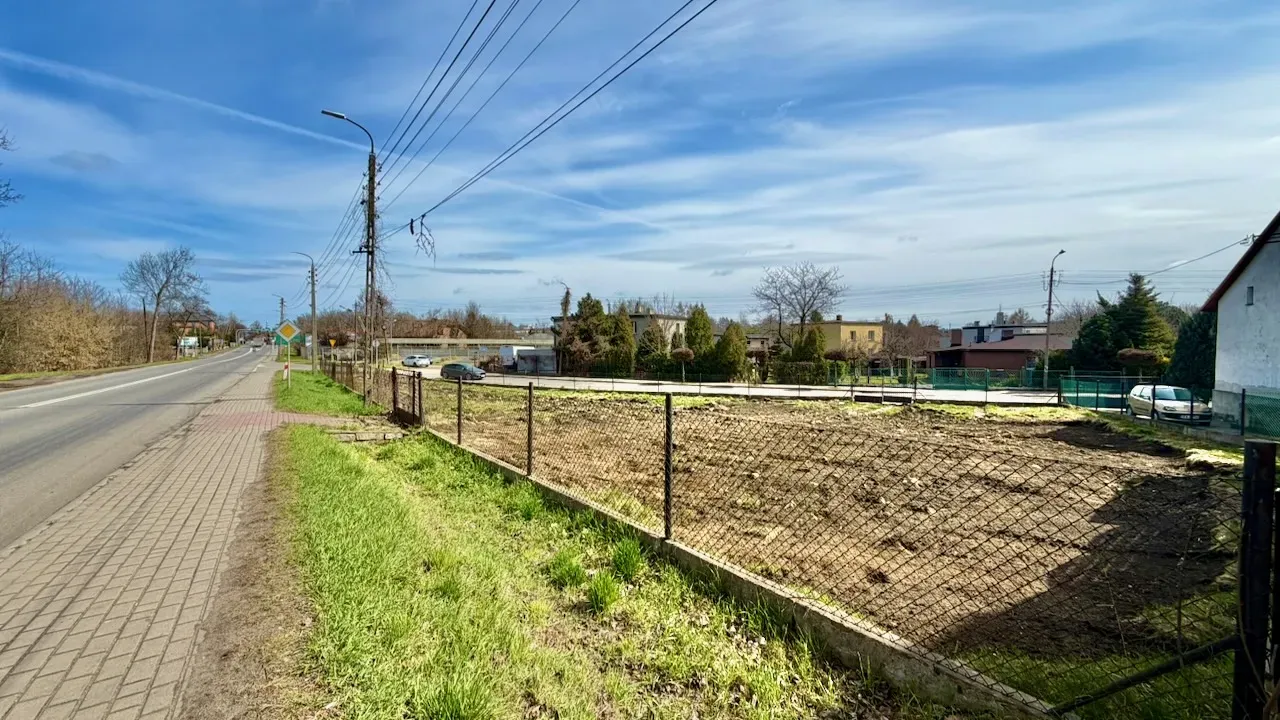 NA WYNAJEM – DZIAŁKA PRZY UL. GLIWICKIEJ 7