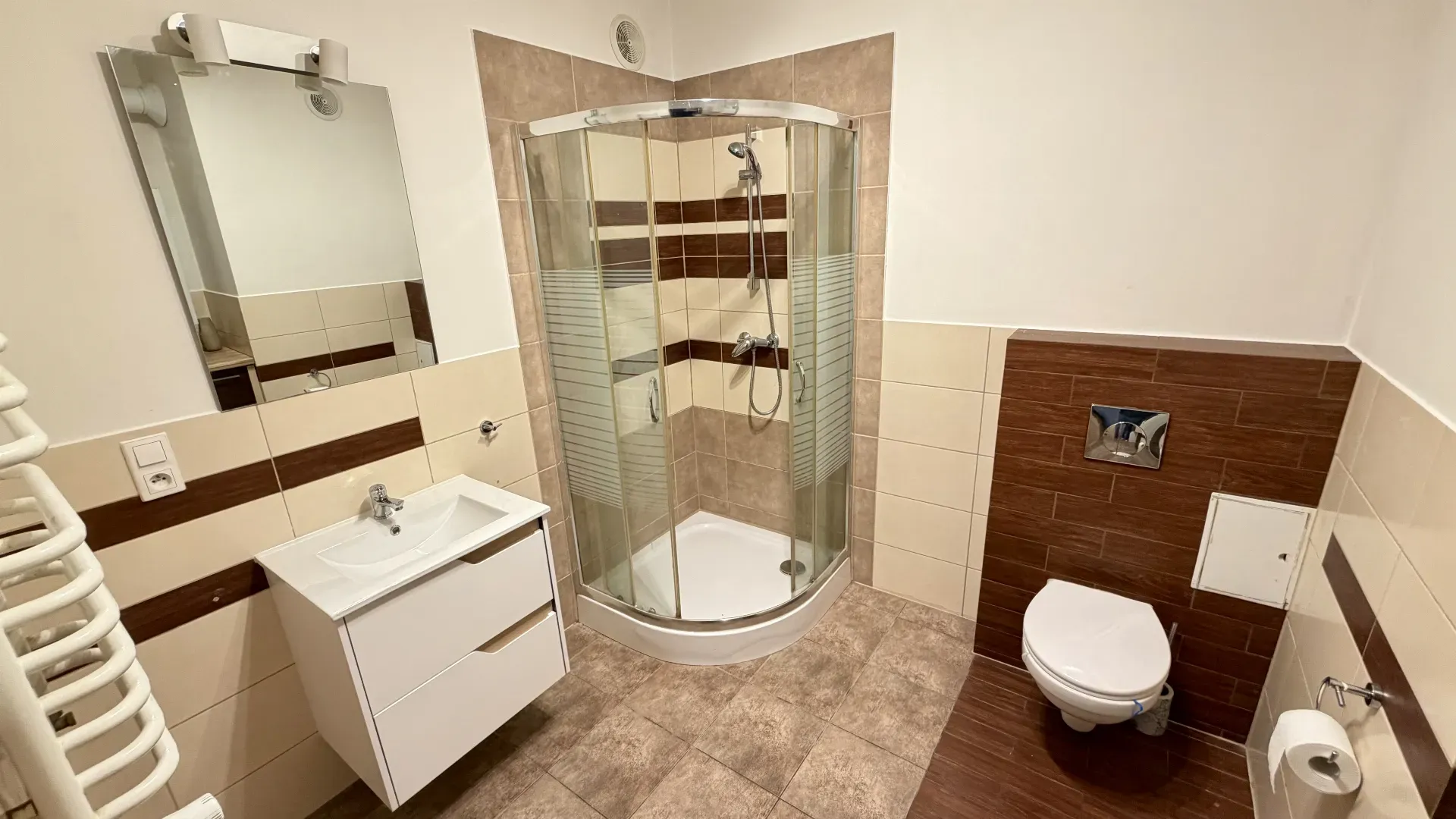 Apartament ! Centrum ! Niski czynsz ! 9